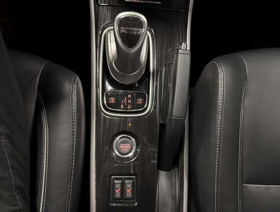Mitsubishi Outlander - Imagem 14