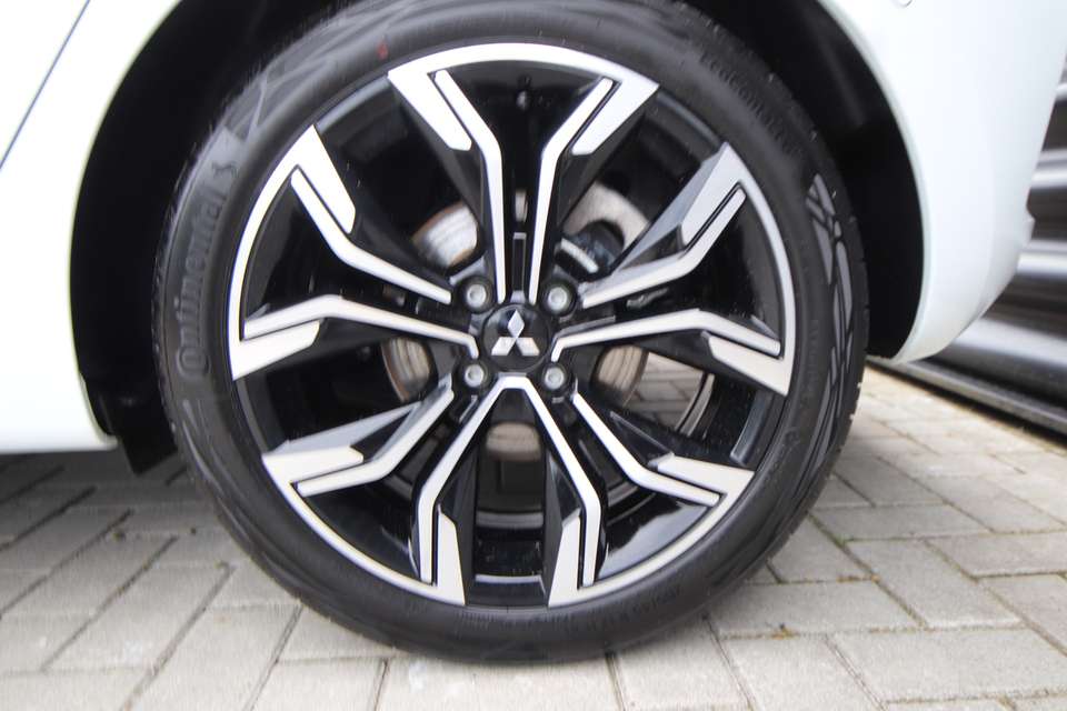 Car picture 18