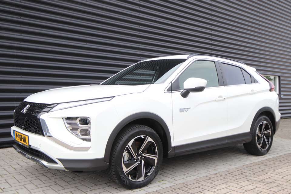 Mitsubishi Eclipse Cross - Imagem 16
