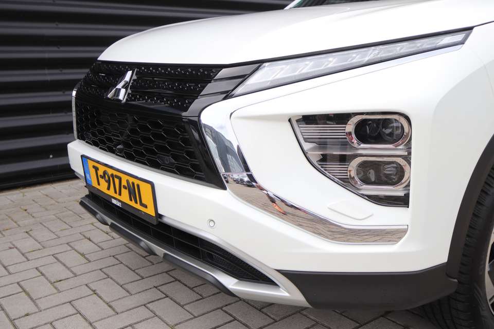 Mitsubishi Eclipse Cross - Imagem 17