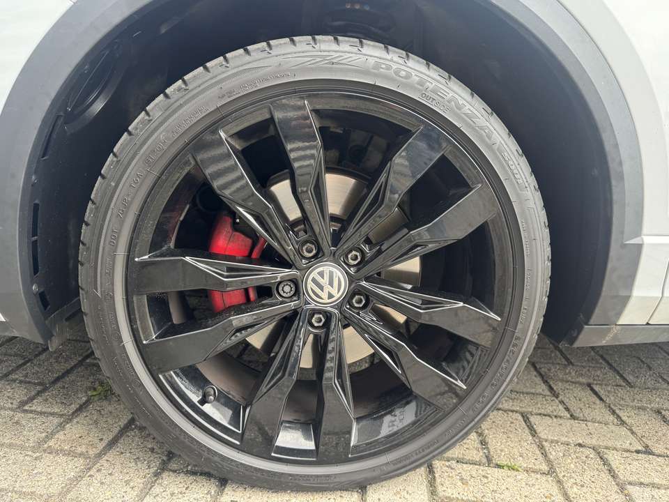 Car picture 9