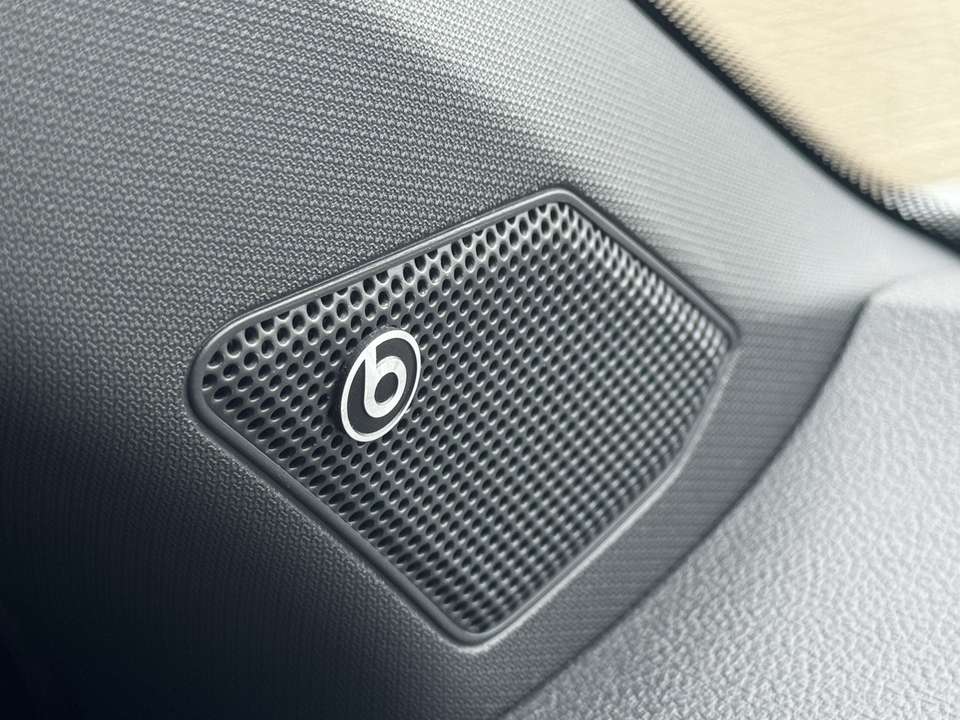 Car picture 17