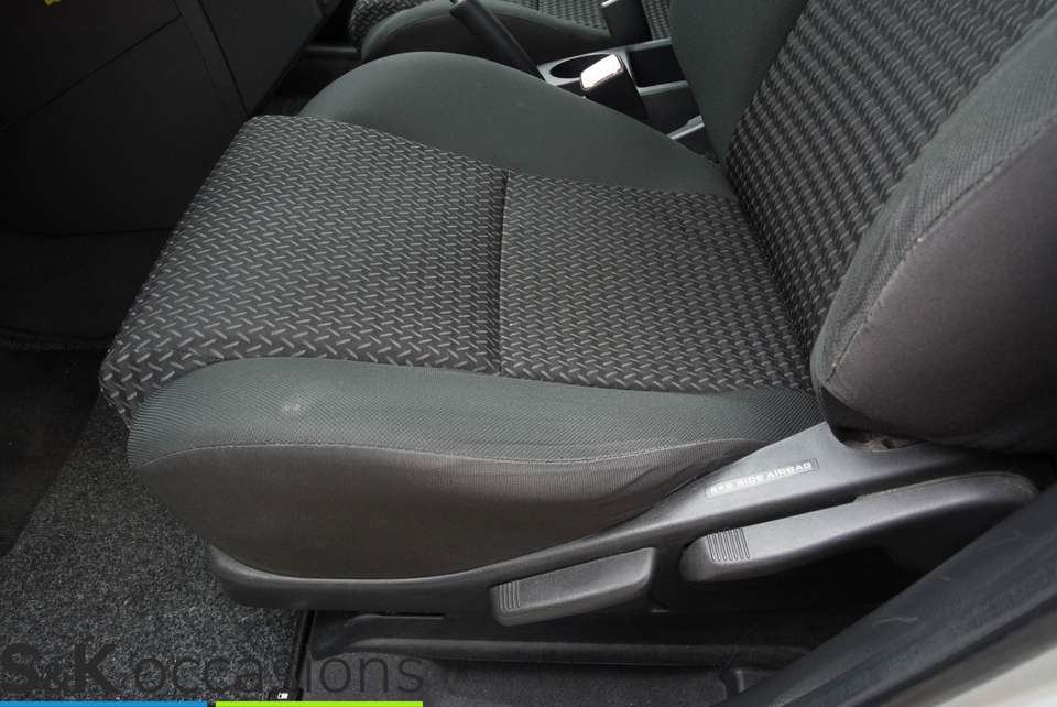Car picture 9