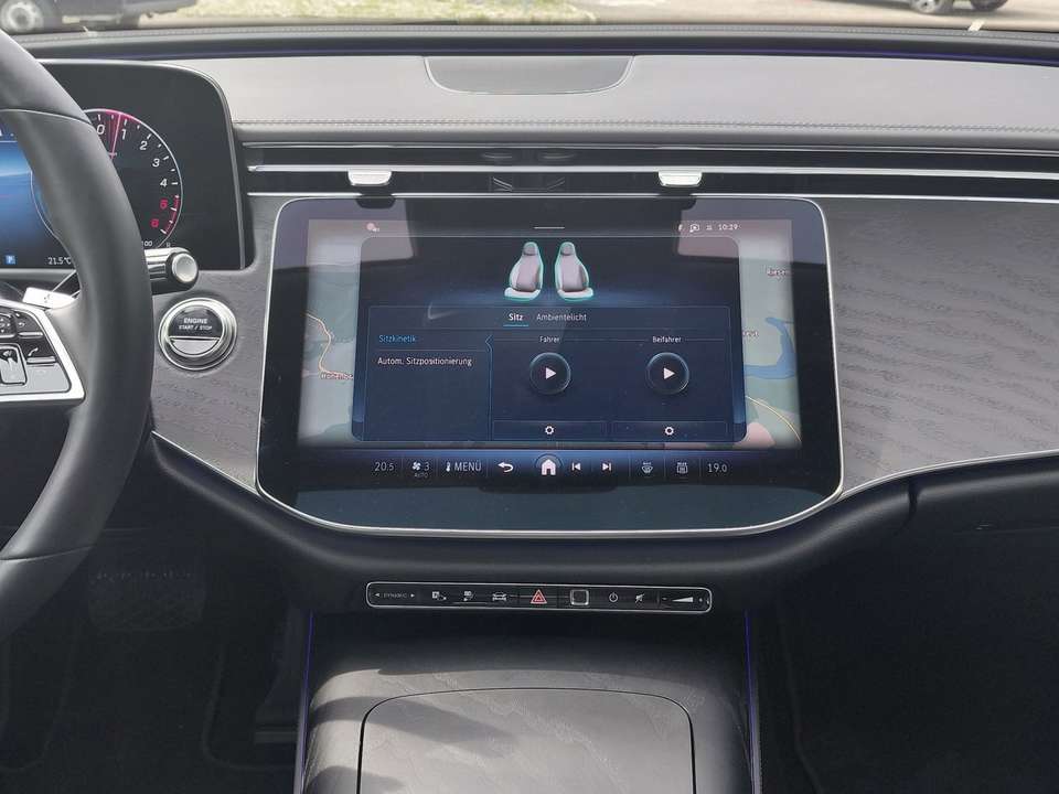 Car picture 11
