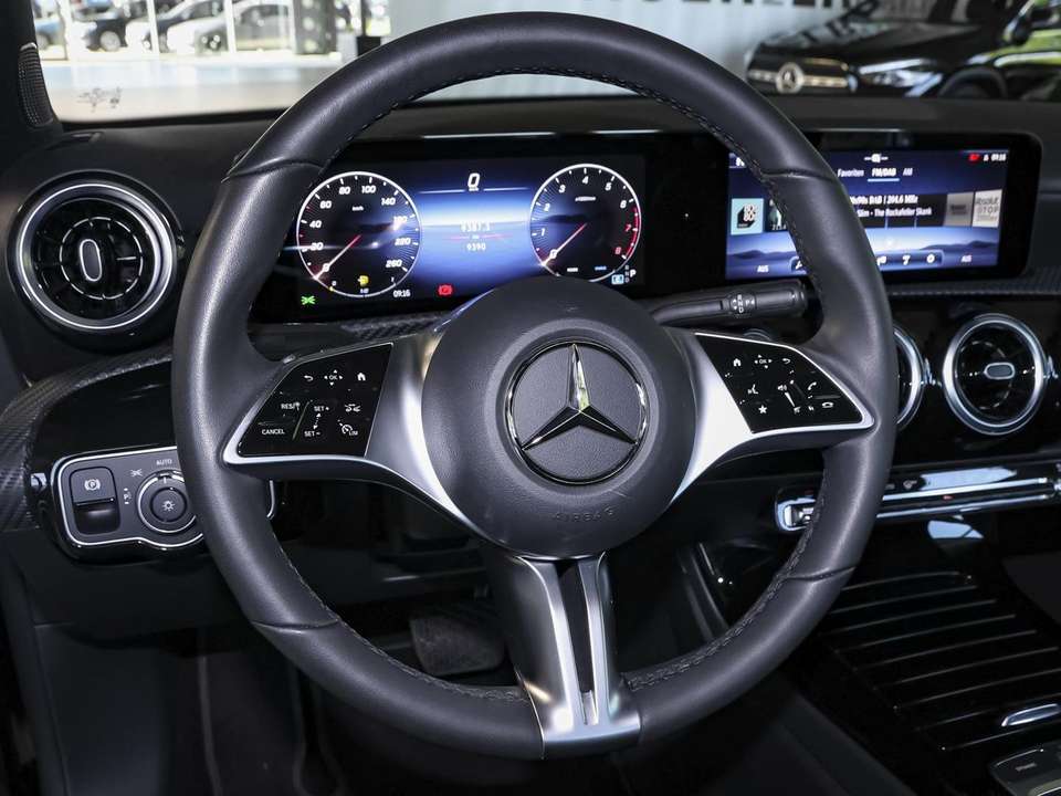 Car picture 9