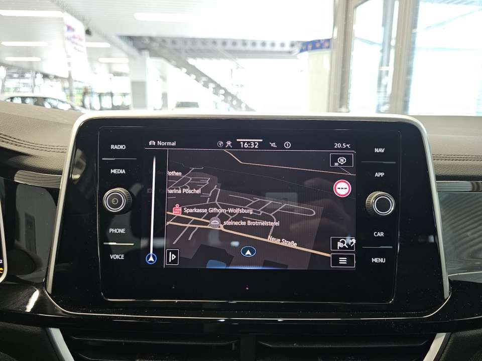Volkswagen T-Roc - Imagem 15