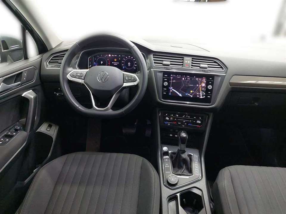 Volkswagen Tiguan Allspace - Imagem 9