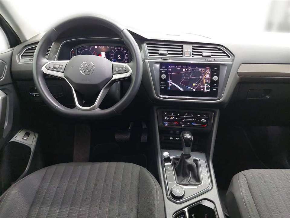 Volkswagen Tiguan Allspace - Imagem 11