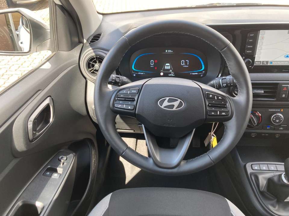 Car picture 9