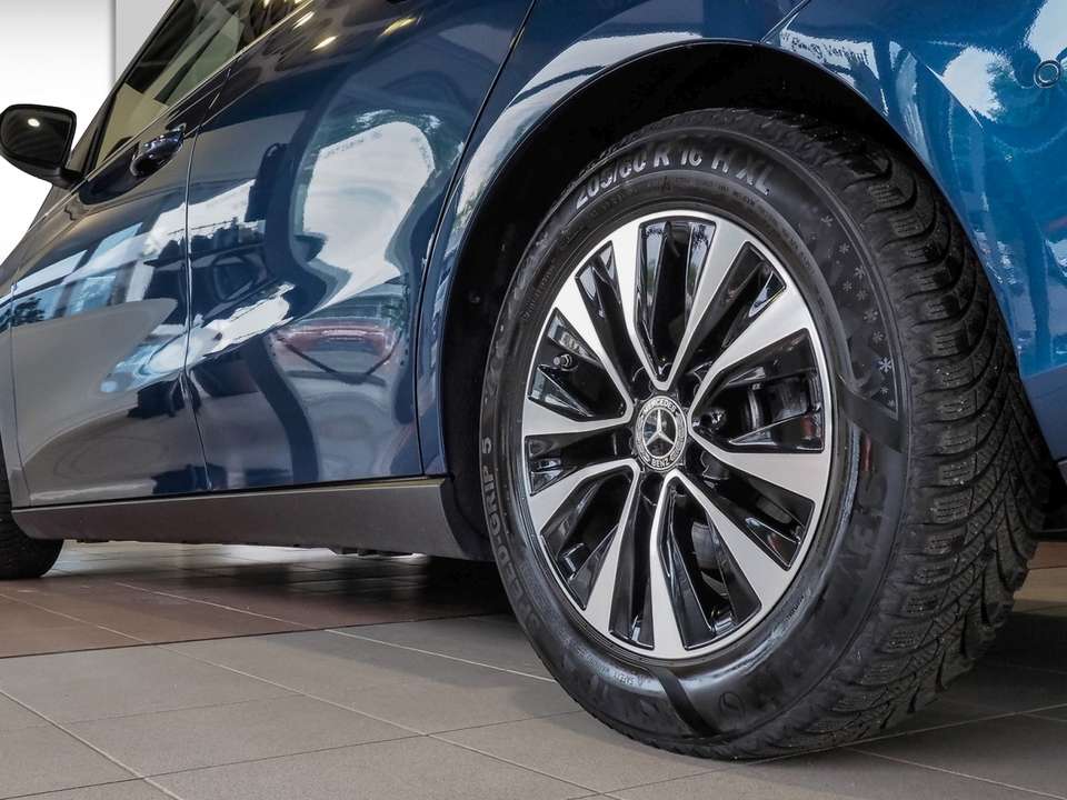 Mercedes-Benz B 180 - Imagem 5