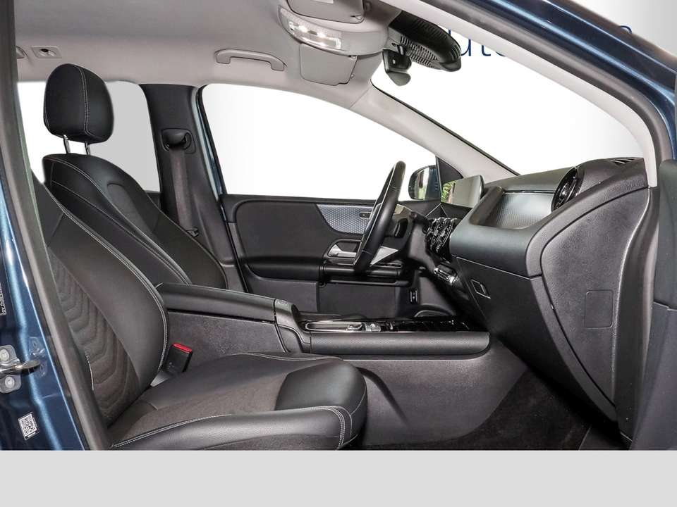 Mercedes-Benz B 180 - Imagem 6