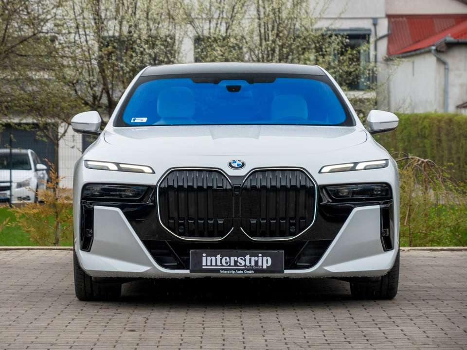 Car picture 2