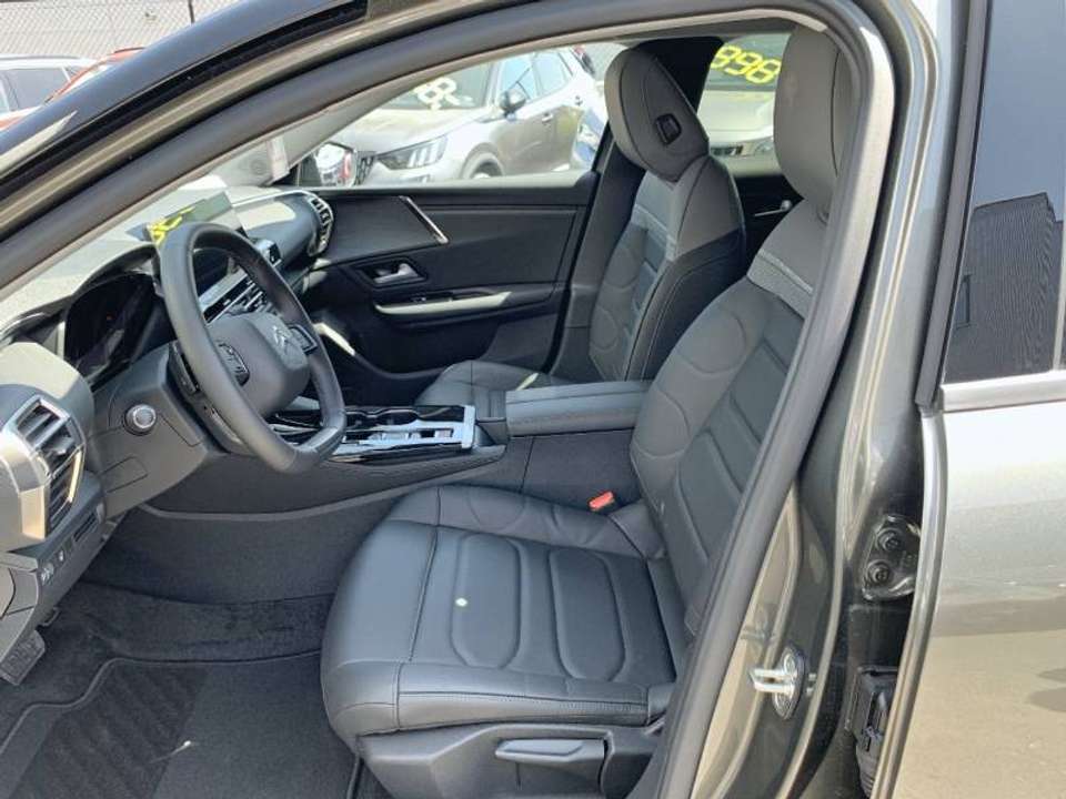 Car picture 9