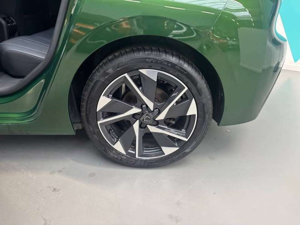 Car picture 11