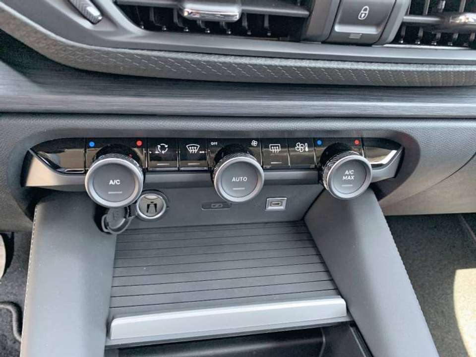 Car picture 14