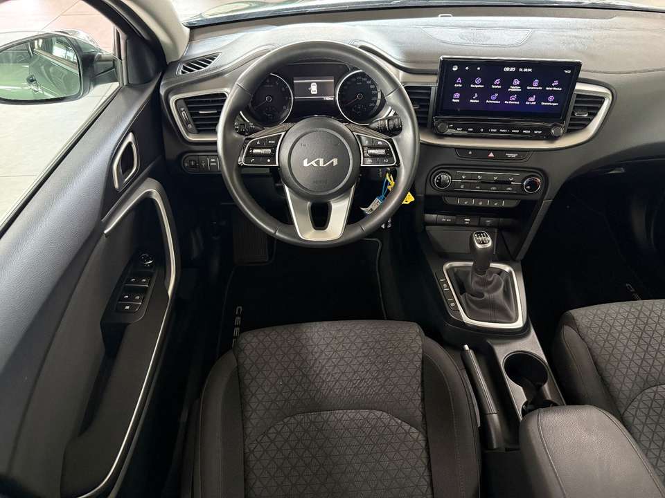 Car picture 11