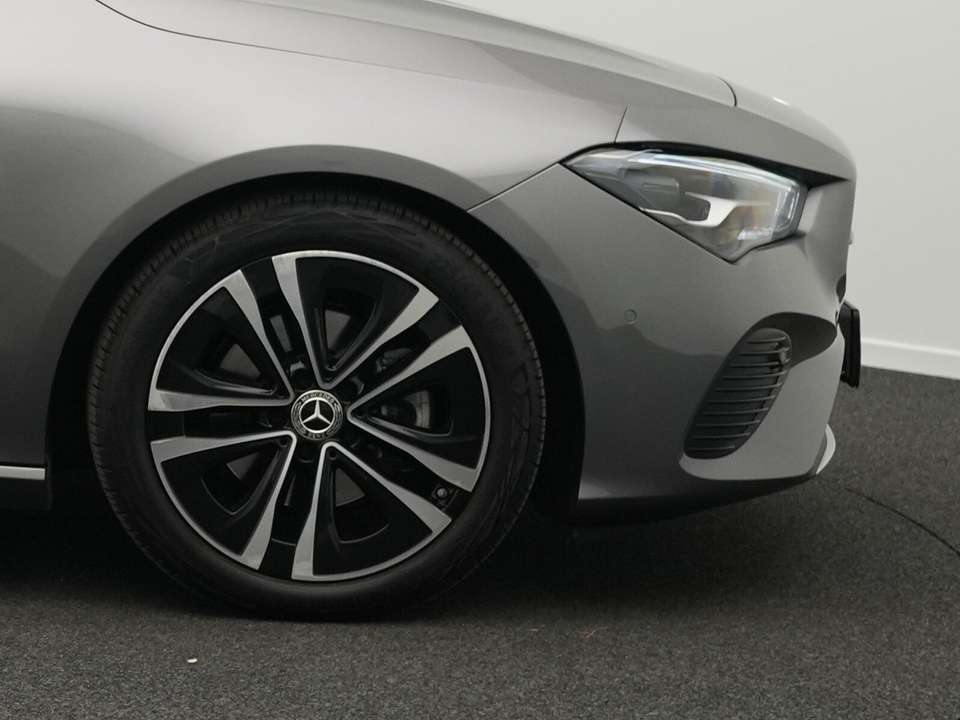 Mercedes-Benz CLA 180 - Imagem 6
