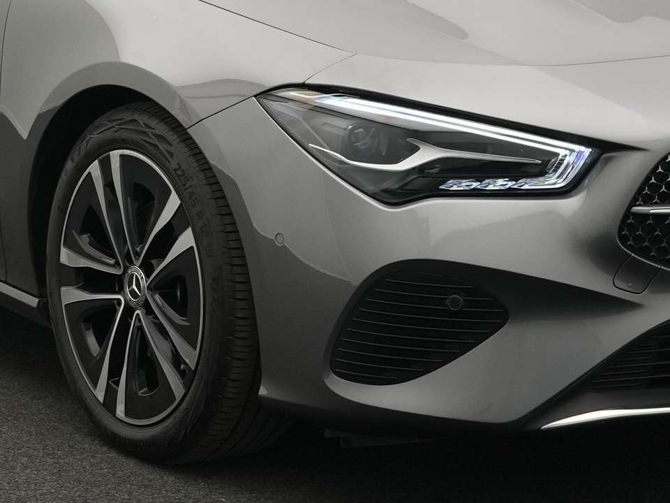 Mercedes-Benz CLA 180 - Imagem 7
