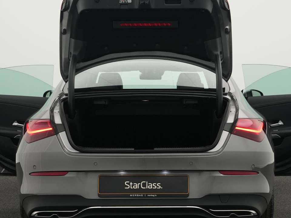 Mercedes-Benz CLA 180 - Imagem 15