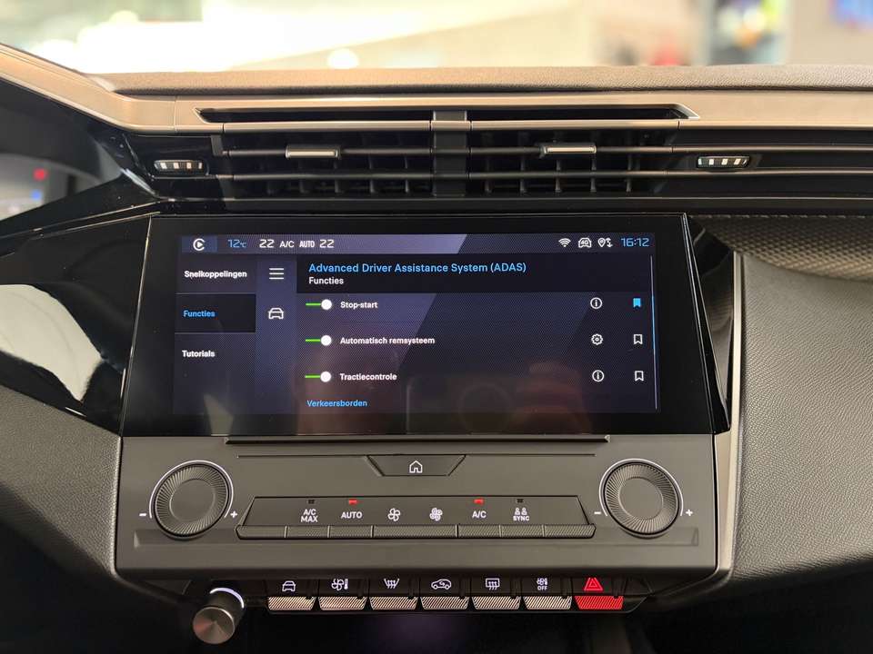 Car picture 14