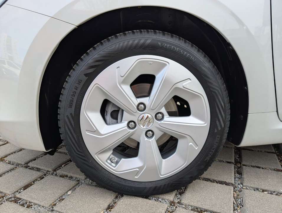 Car picture 9