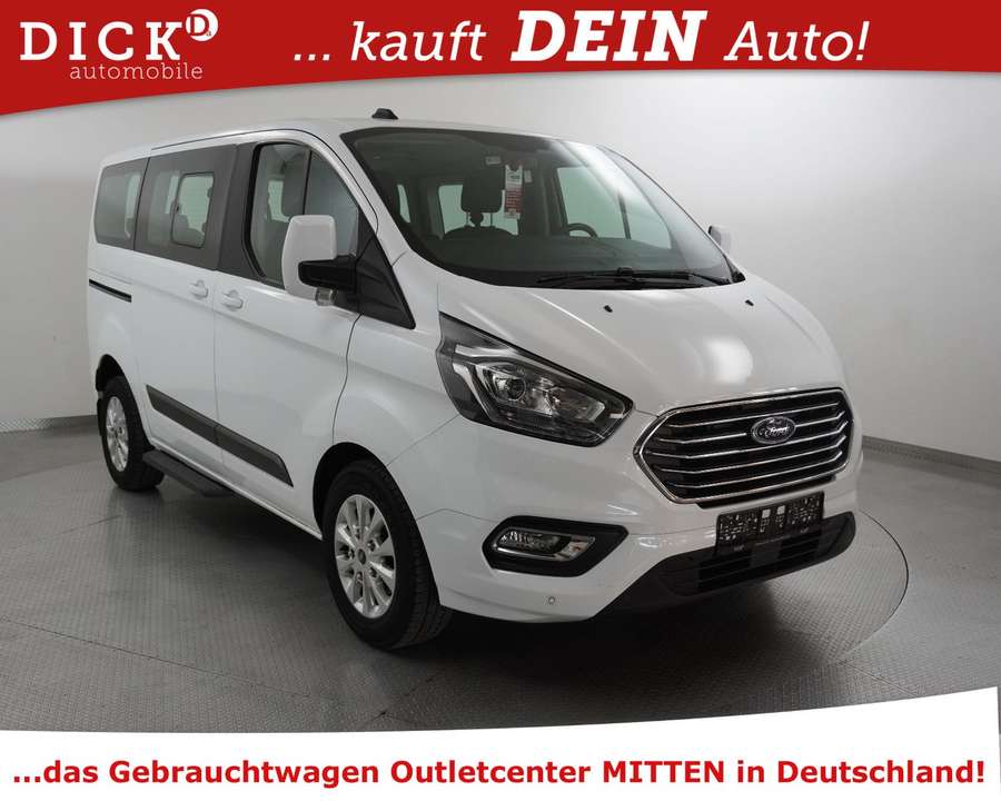 Ford Tourneo Custom - Imagem 1