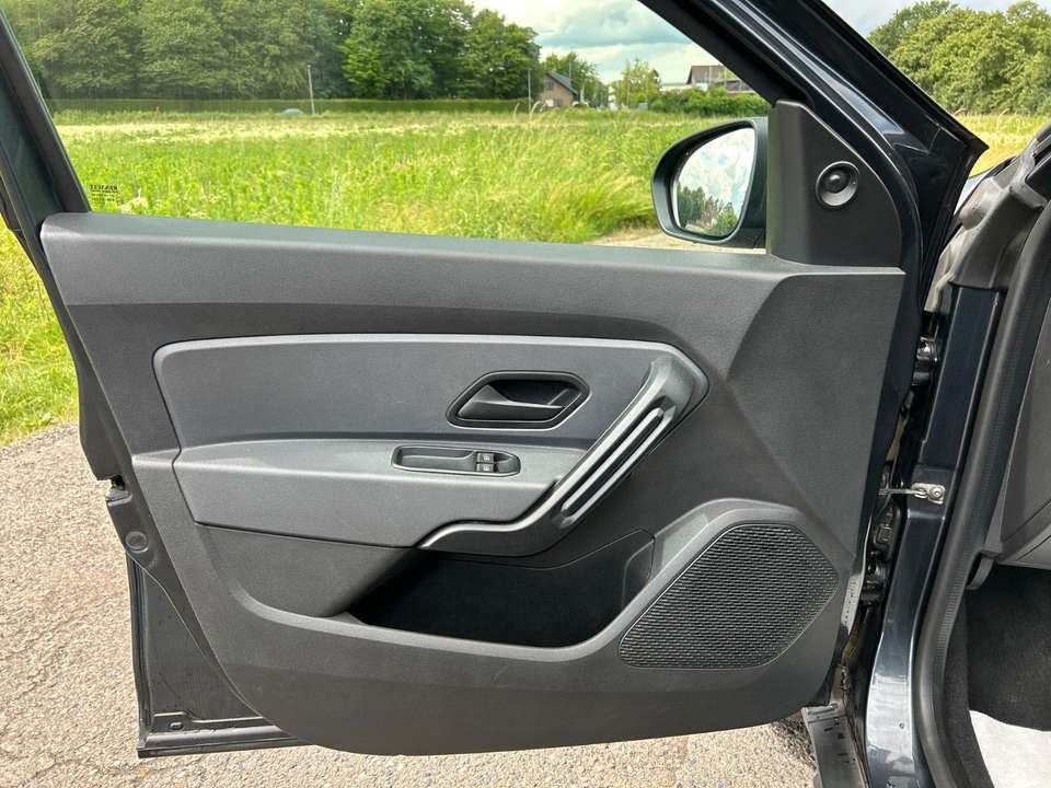 Car picture 12