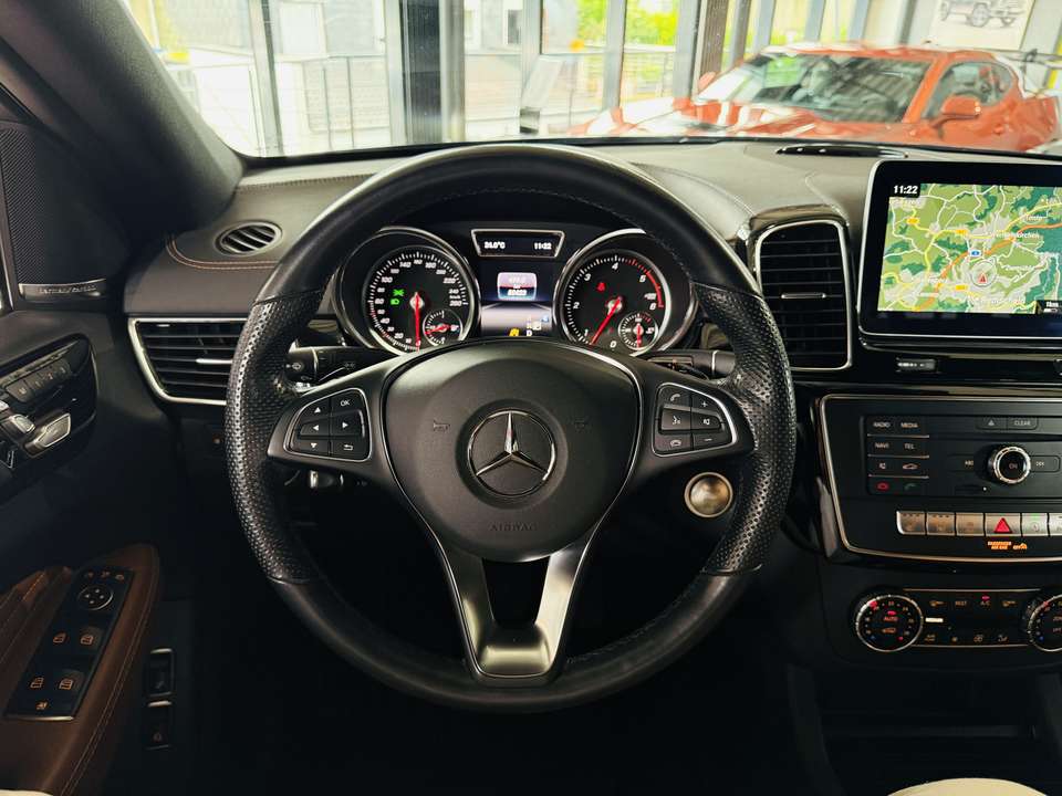 Car picture 14
