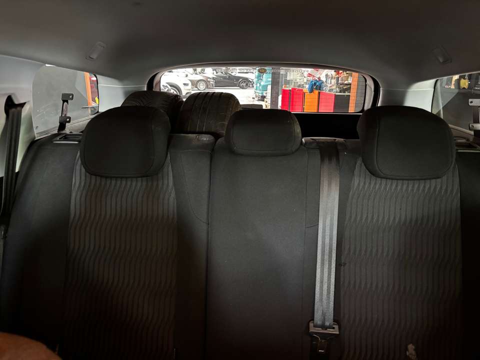 Car picture 9