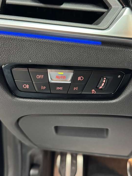 Car picture 11