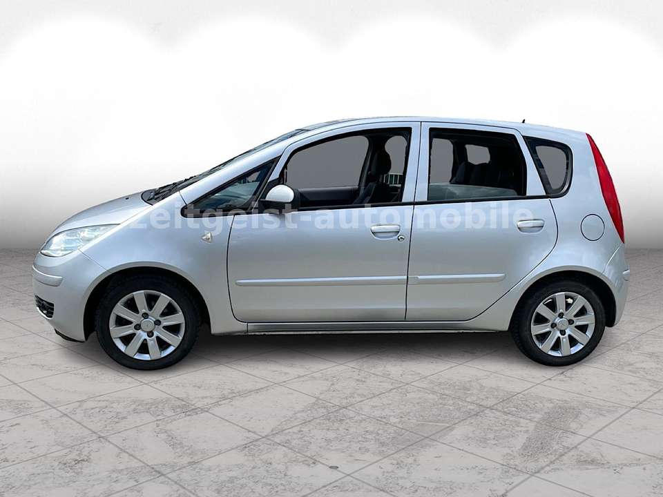 Mitsubishi Colt - Imagem 4