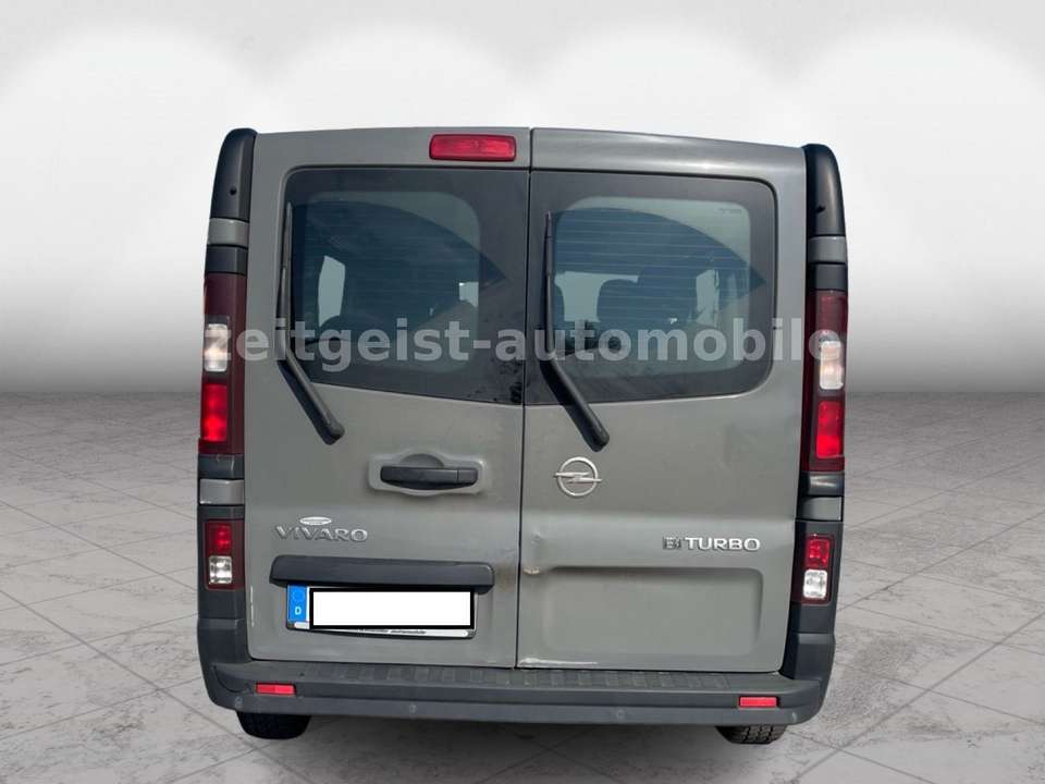 Opel Vivaro - Imagem 6