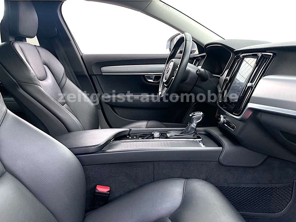 Volvo V90 - Imagem 11