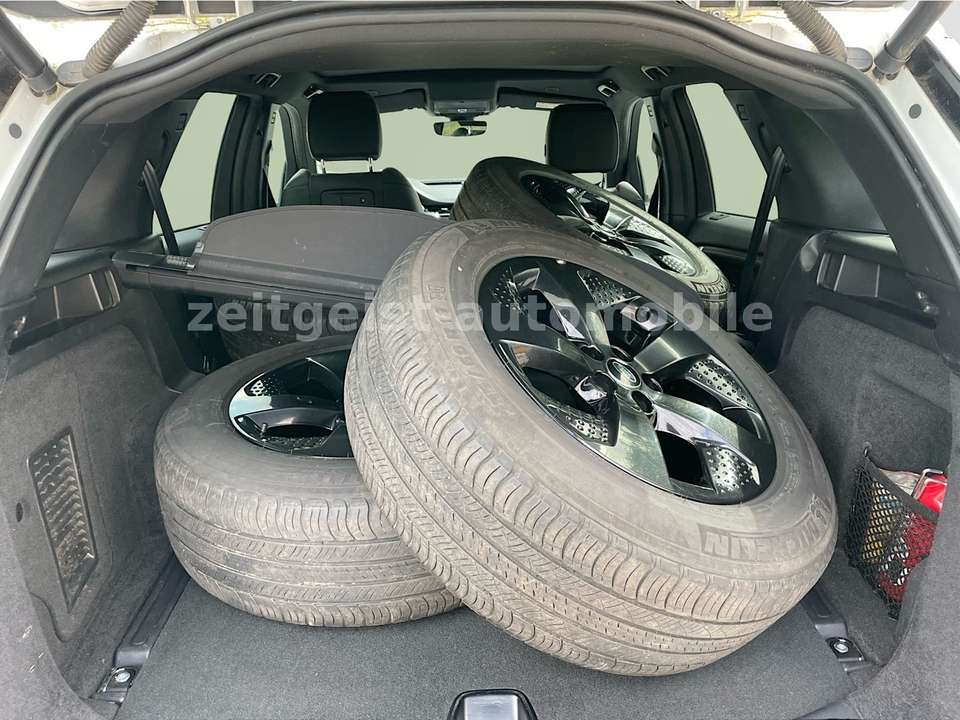Land Rover Discovery Sport - Imagem 11