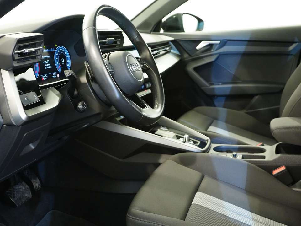 Car picture 9