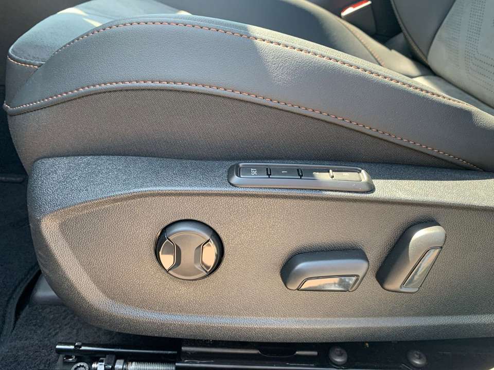 Car picture 6
