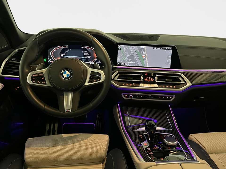 BMW X5 - Imagem 11