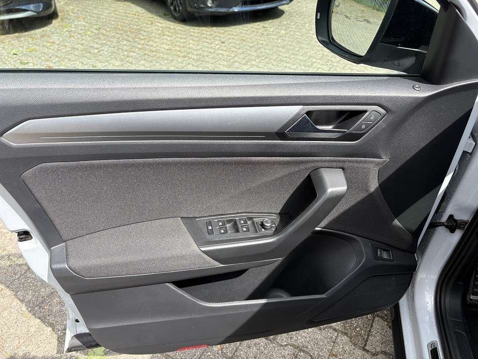 Car picture 5
