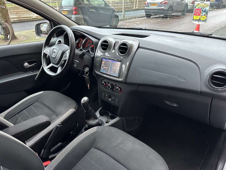 Dacia Logan - Imagem 9