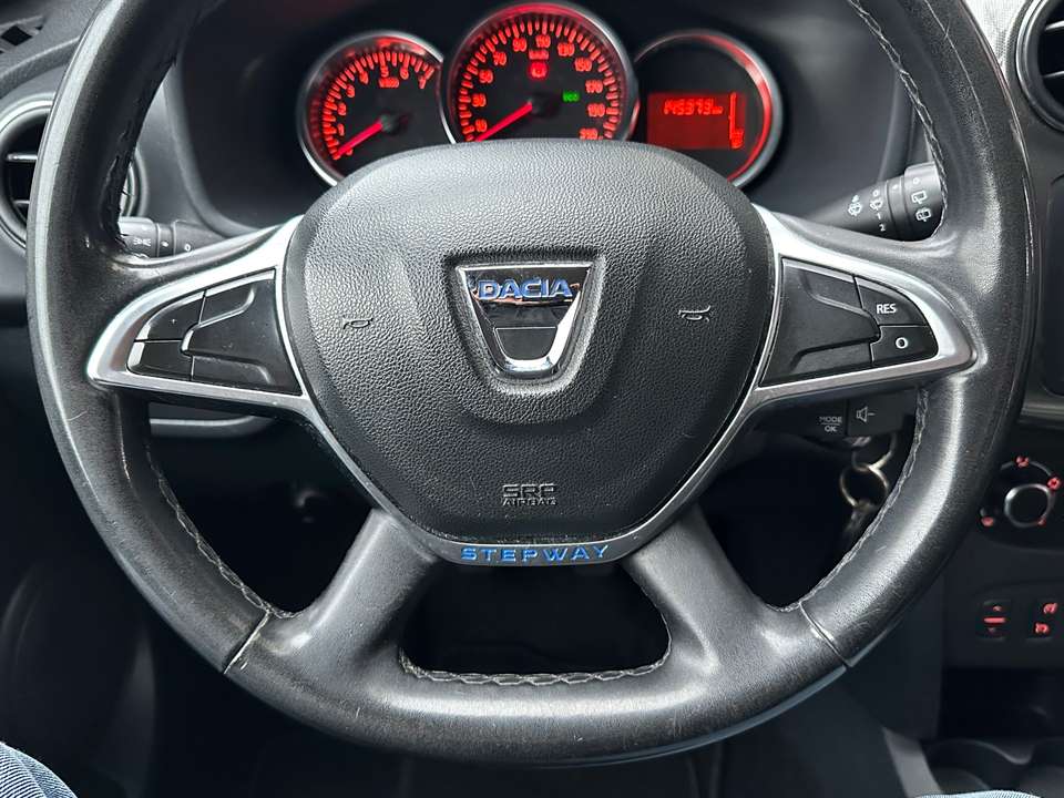 Dacia Logan - Imagem 14