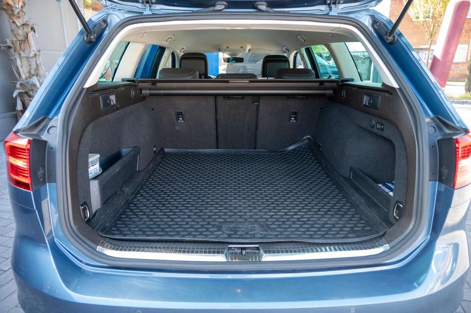 Car picture 10