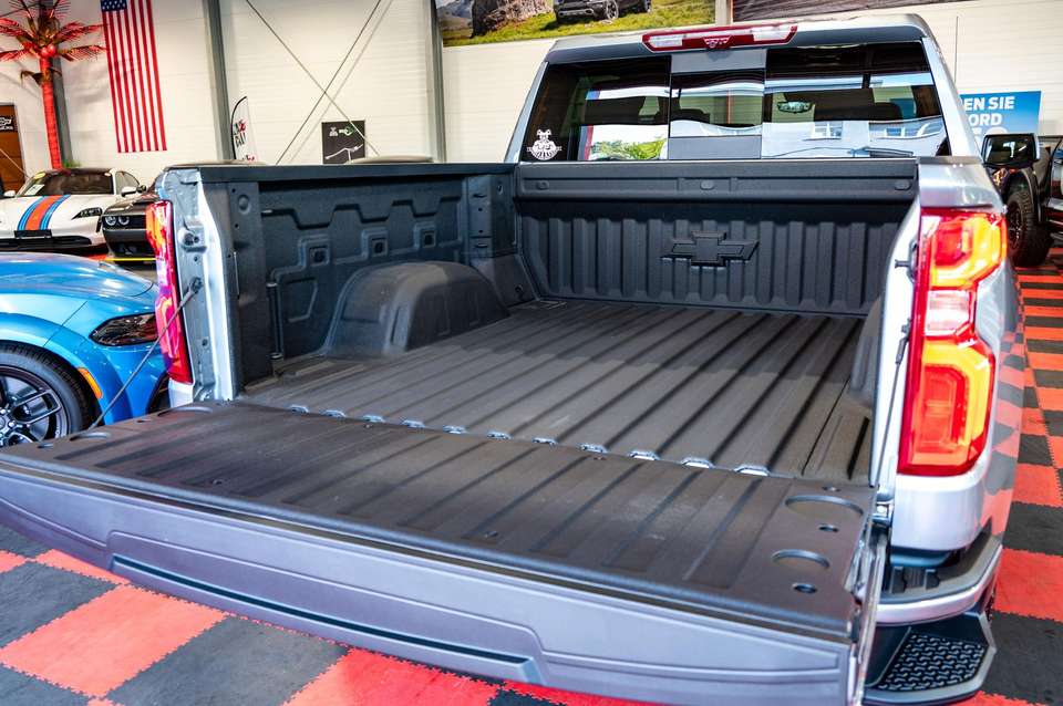 Chevrolet Silverado - Imagem 12