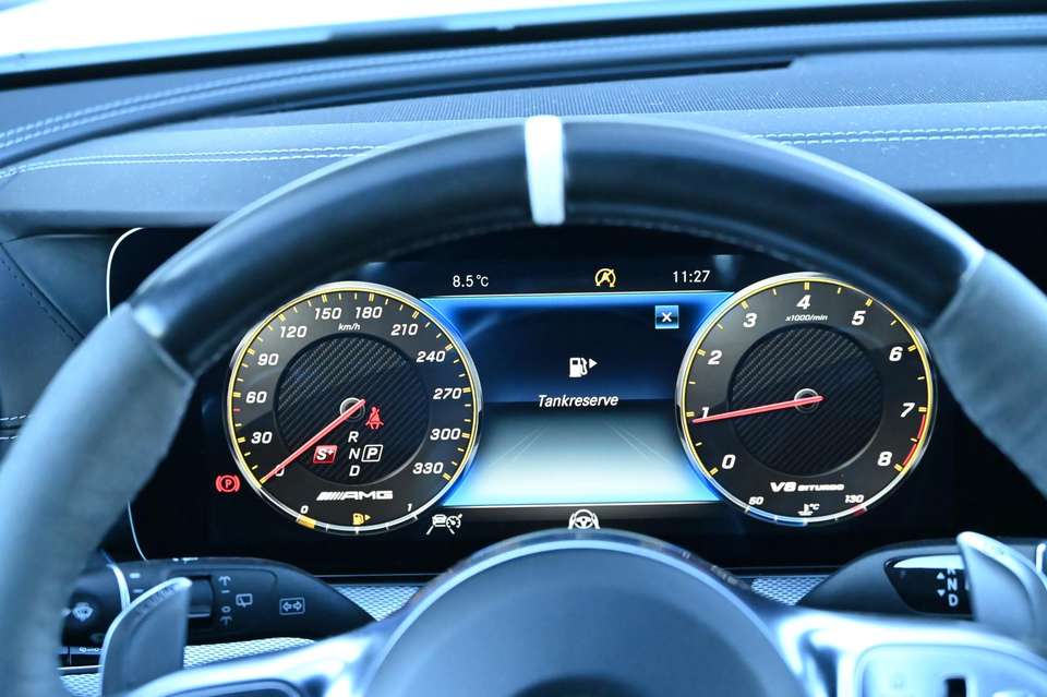Mercedes-Benz E 63 AMG - Imagem 12