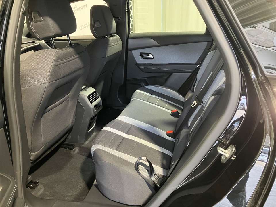 Car picture 19