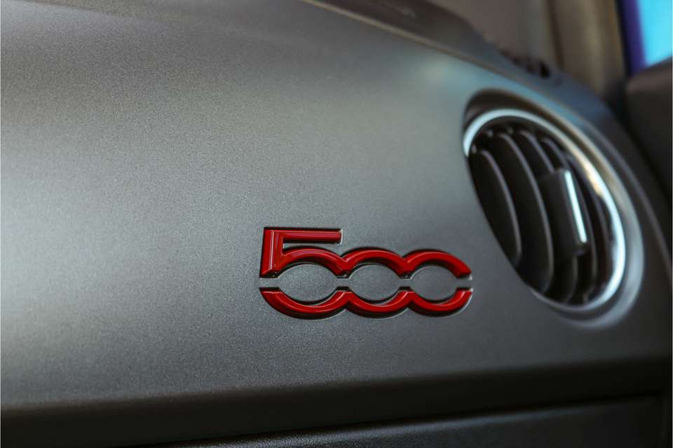 Car picture 16