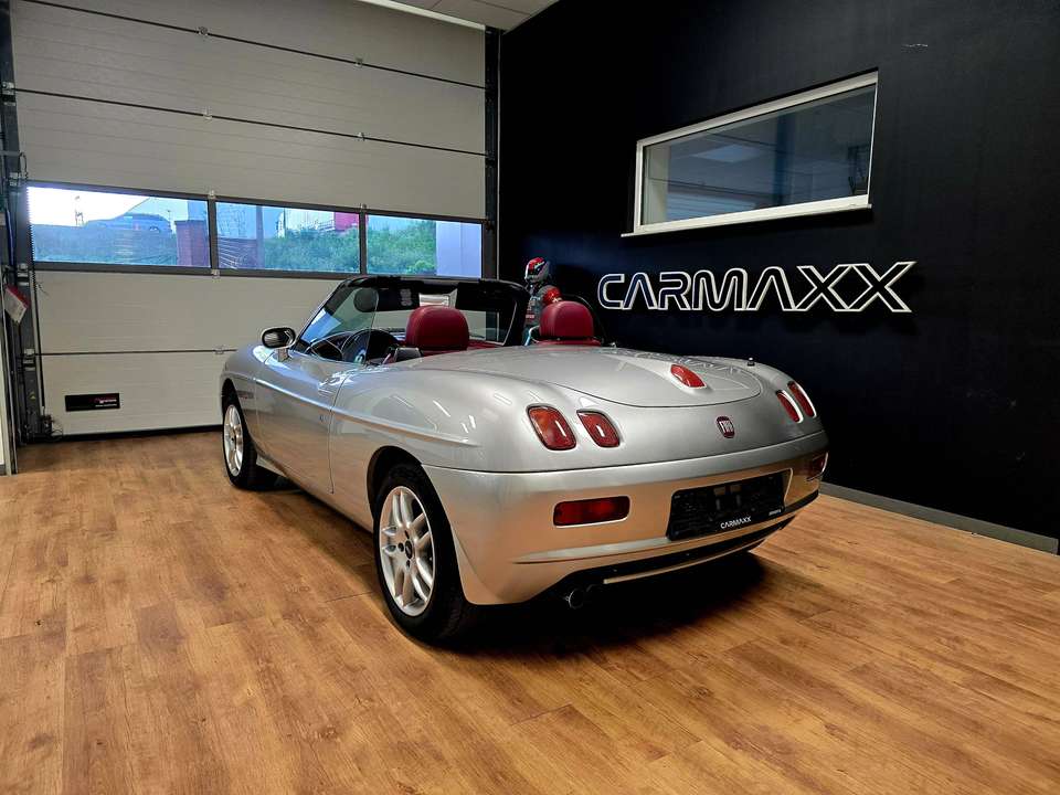 Car picture 9