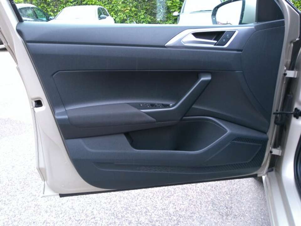 Car picture 8