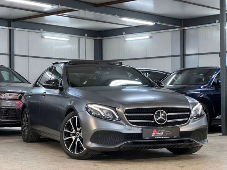 Mercedes-Benz E 220 - Imagem 3