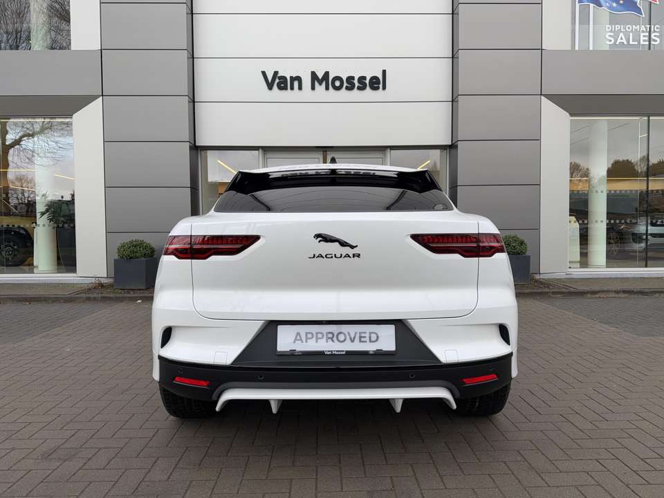 Jaguar I-Pace - Imagem 4