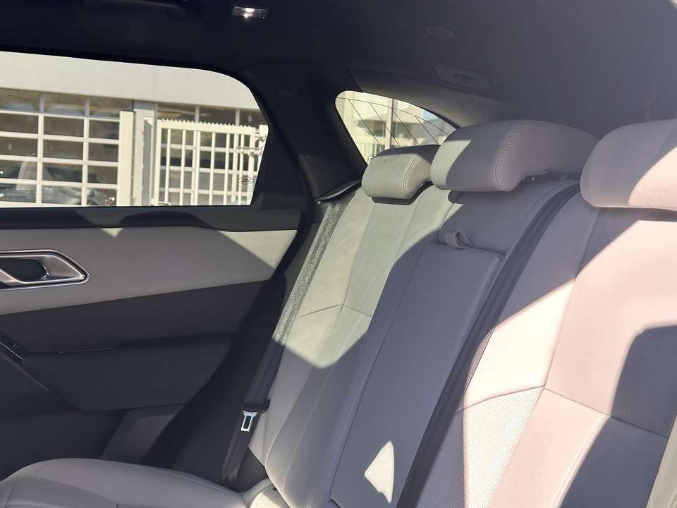 Car picture 11